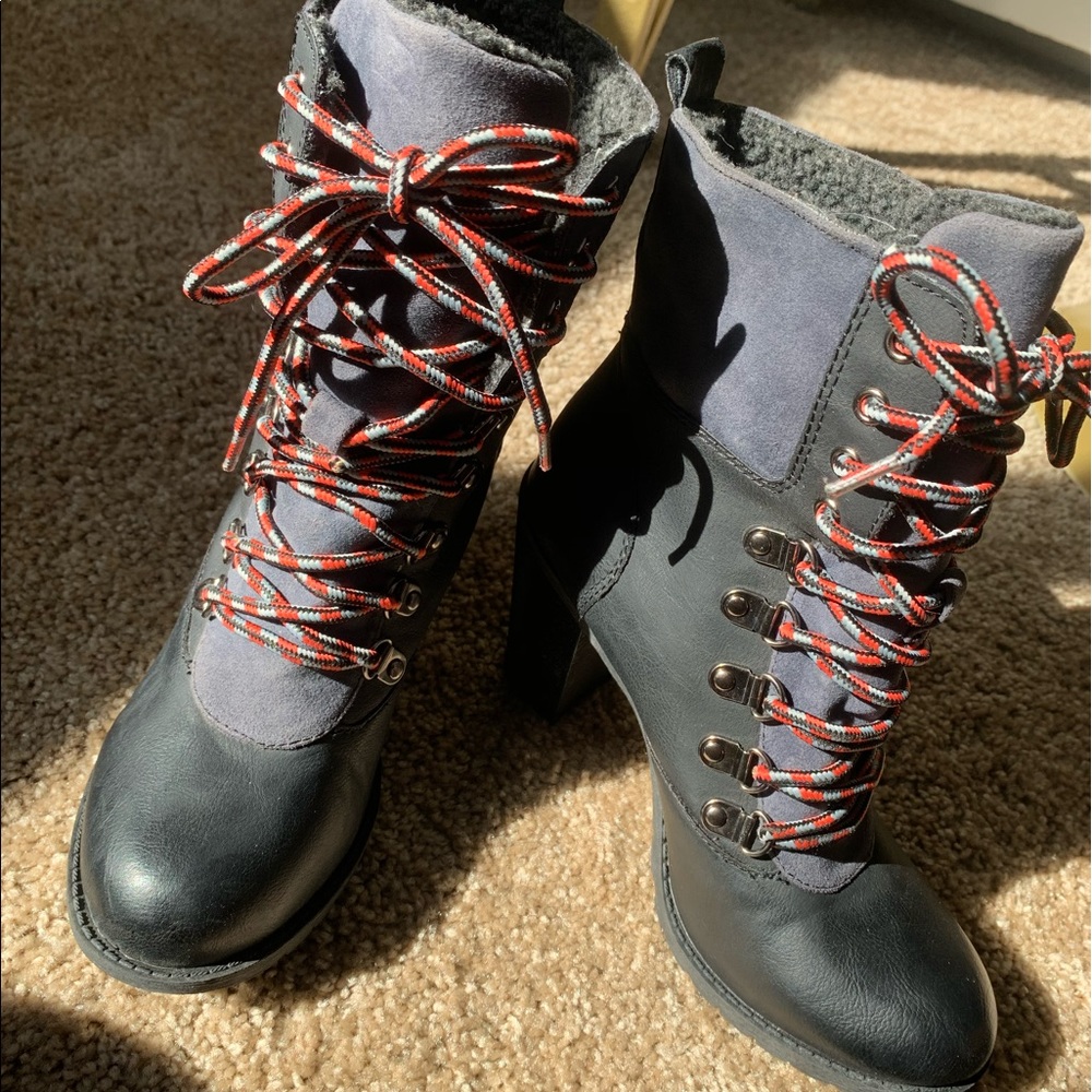 size 6 high heel boots suede and leather